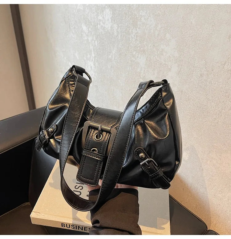 Retro Pleated Hobo Bag