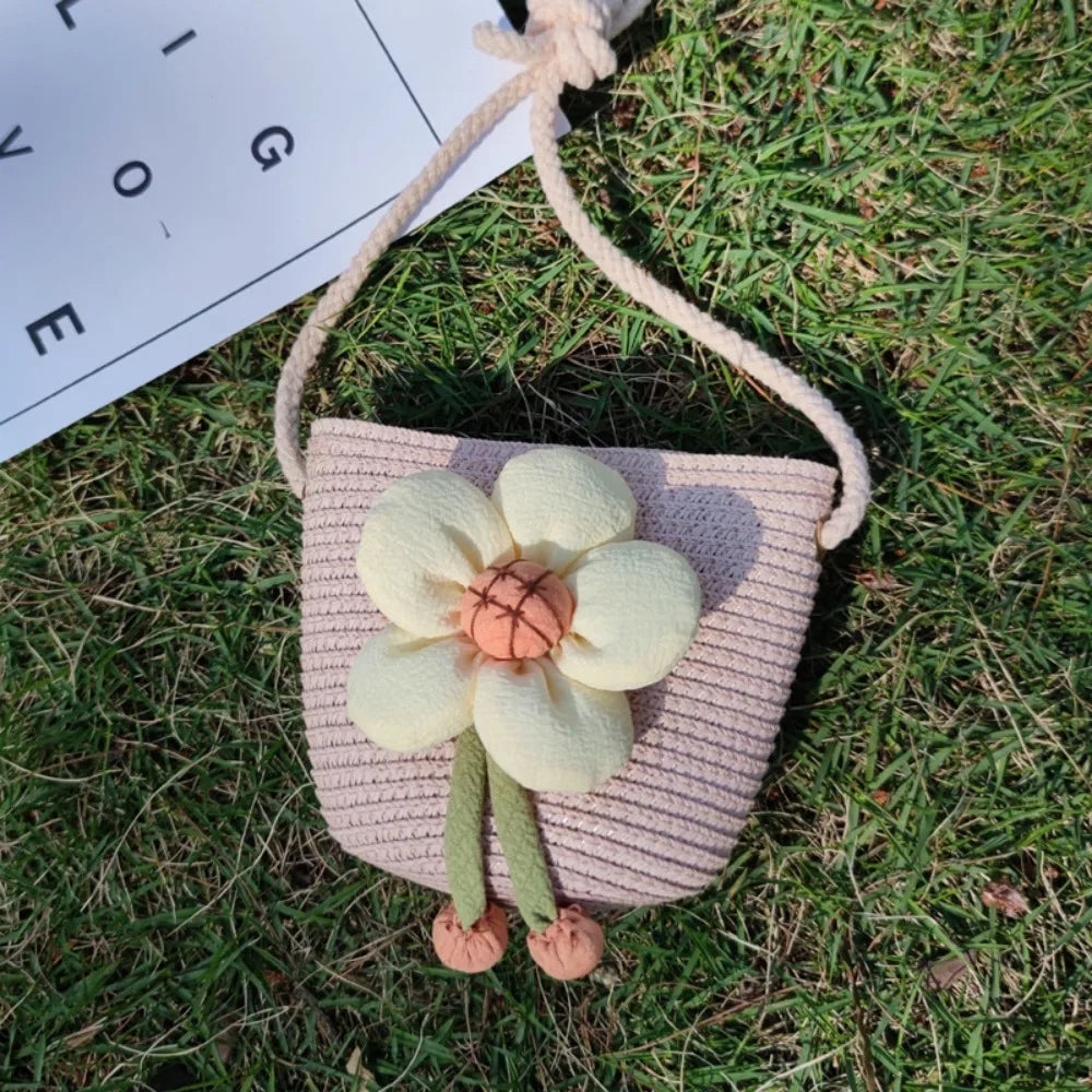 Handmade Straw Flower Shoulder Bag