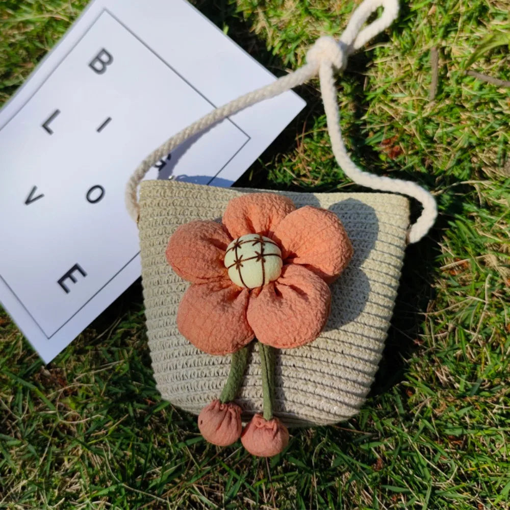 Handmade Straw Flower Shoulder Bag