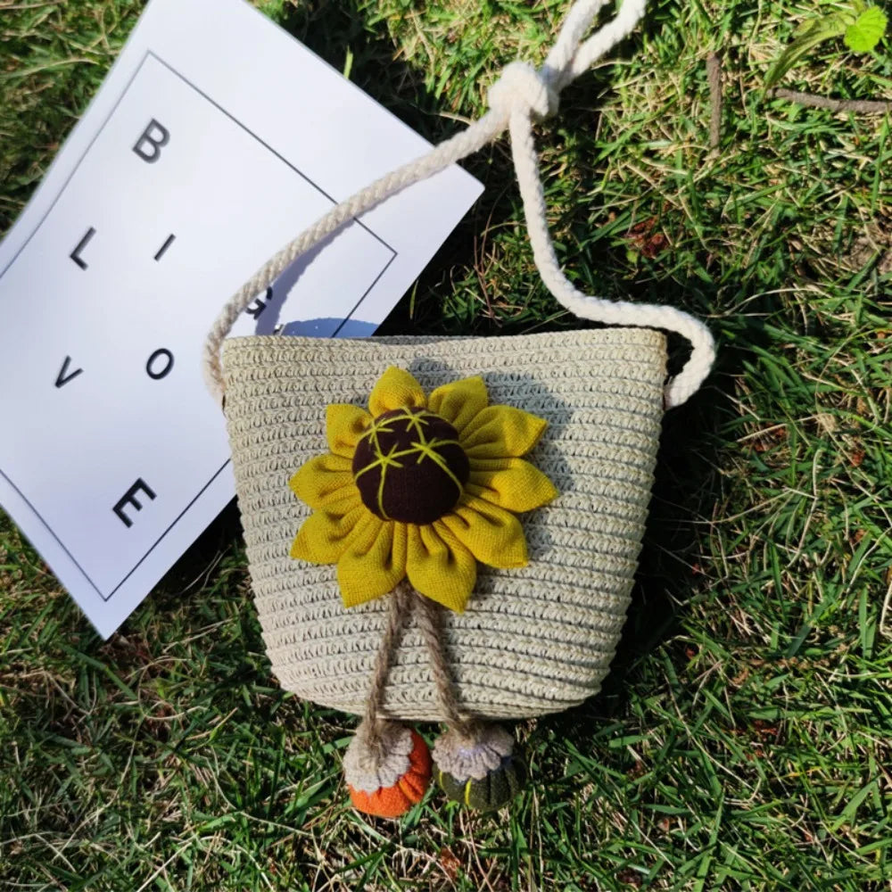 Handmade Straw Flower Shoulder Bag